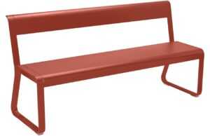 Zemitě červená kovová lavice s opěrkou Fermob Bellevie 161 cm