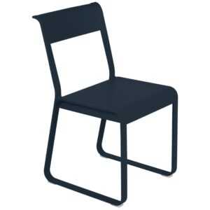 Tmavě modrá kovová zahradní židle Fermob Bellevie